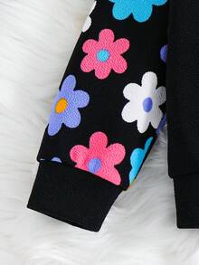 SHEIN مجموعة فتاة صغيرة قطعتين ، بلوزة كاجوال ملونة ذات طباعة زهرية/نقشة زهرية ، وبنطلون بنمط لباس الأطفال مع أكمام راجلان ، مناسبة للارتداء اليومي والمدرسي في فصلي الخريف والشتاء ، أنيقة وجميلة ومريحة ومتعددة الاستخدامات ، للمدرسة والمنزل والعطلات ، مناسبة لعيد الميلاد