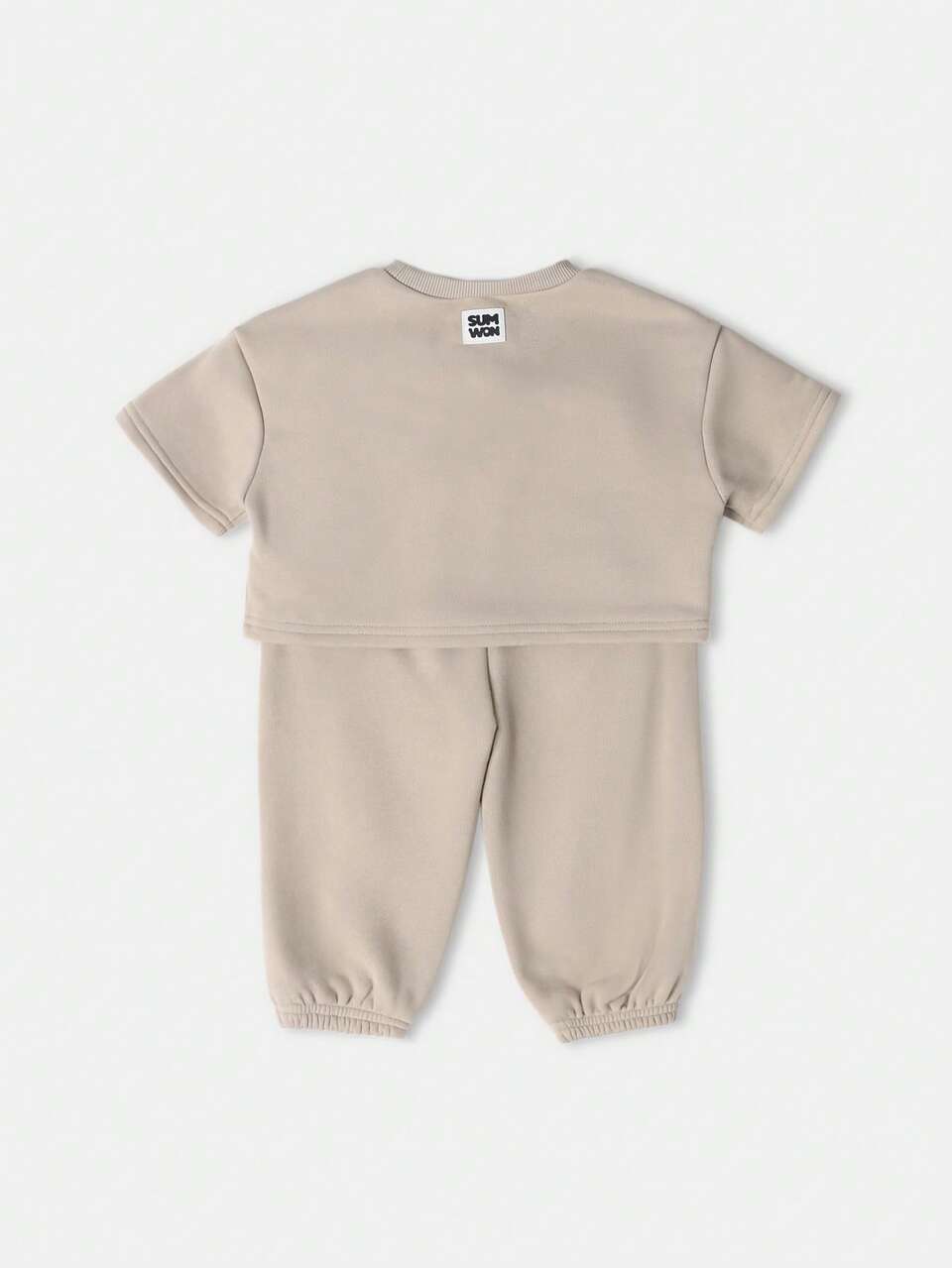 Kurzes Sweatshirt mit Schmetterlingslogo und elastischer Jogginghose