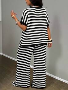 Slaydiva Autumn & Winter New Arrivals, Women Plus Size Sweater Set - Black and White - View 2