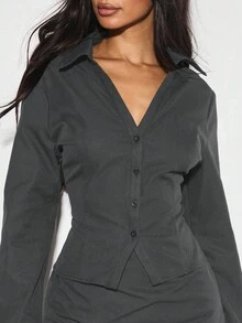 KIZN 不对称纽扣前领衬衫裙长喇叭袖专业办公室装现代时尚优雅晚装秋冬系列 - 灰色 - 查看 5