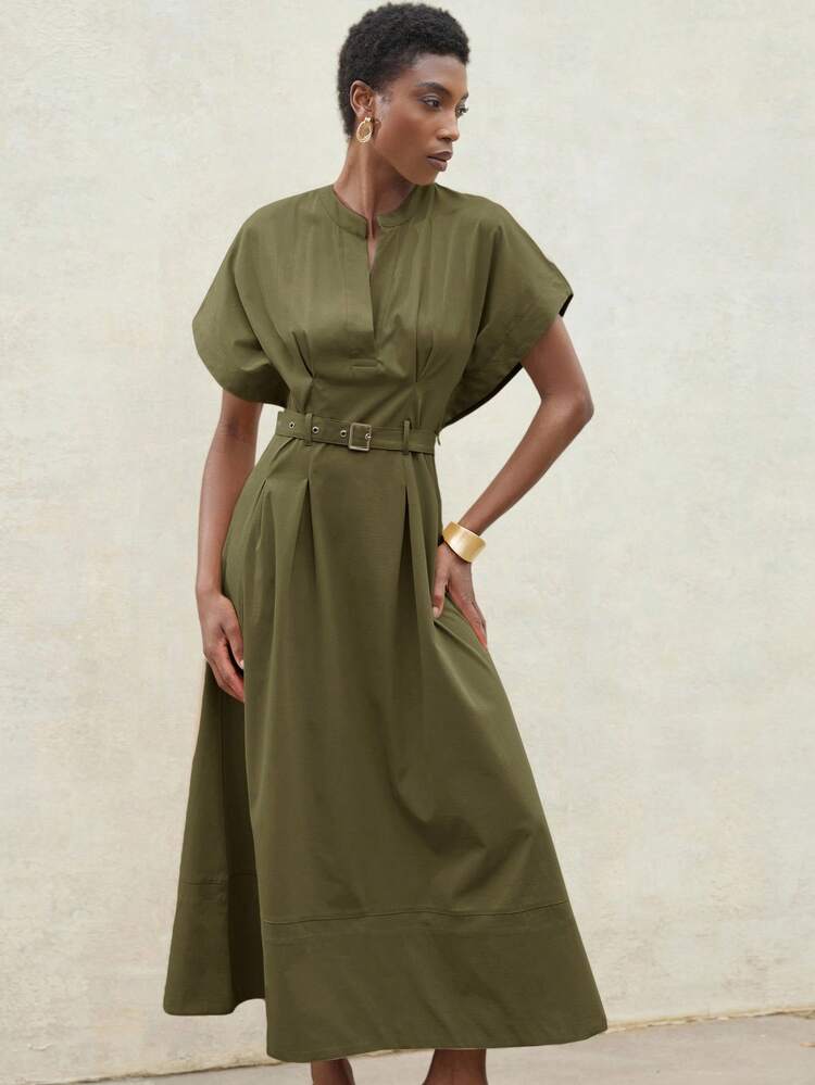 Aveloria Frievida Robe élégante pour le travail et les sorties, design de luxe avec encolure en V, épaules dénudées, taille cintrée, plis et ceinture - Militaire verte - Voir 5