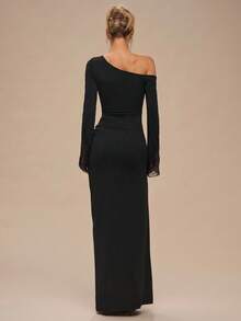 SHEIN BAE Jesienno-zimowa damska solidna czarna koronkowa asymetryczna sukienka z kołnierzykiem w kształcie trąbki z długim rękawem, dzianinowa, dopasowana, elegancka, eleganckie sukienki na imprezę, sukienka dla gości weselnych, czarna sukienka, jesienne ubrania dla kobiet, kostiumy na Halloween, Boże Narodzenie - Czarne - Zobacz 2