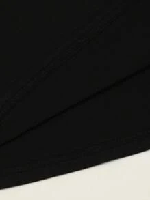 SHEIN CURVE+ Retro-T-Shirt im Stil der 90er-Jahre mit Halloween-Geistergesicht und Herzhand, kurzärmliges T-Shirt mit Horrorfilm-Motiv, lustiges Geistergesicht-T-Shirt, einfarbiges, schlichtes T-Shirt mit Rundhalsausschnitt und kurzen Ärmeln, lässige Alltagskleidung, Halloween-T-Shirt, Damenbekleidung