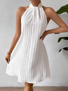 SHEIN Clasi 优雅女士时尚纯色竖条纹吊带短款连衣裙