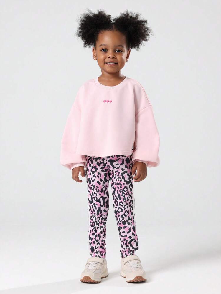 Oversized Sweatshirt With Pink Heart Print And Leopard Leggings