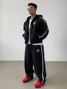 DAZY Men's Autumn Zip-Up Hoodie Set With Side Stripe, Letter Print Design, Streetwear Style - Navy Blue - View 3