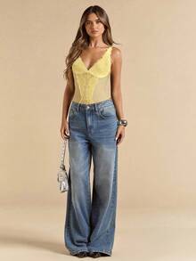 SHEIN BAE Women Black Sexy Lace Versatile Fashion Single Item Corset Top Sexy Vest, Versatile For Going Out, Date Night, Themed Party, And Concert Outfits,New Years Eve Outfit,Christmas Party Women Bodysuit