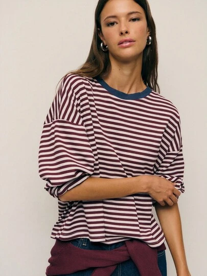 Nöista Relaxed-Fit Striped Crew-Neck Tee For Women, Offering A Versatile And Casual Option For Everyday Winter Outfits, Perfect For Effortless Layering, Polished Off-Duty Looks, Festive Christmas Styling And Easy New Year Ensembles.