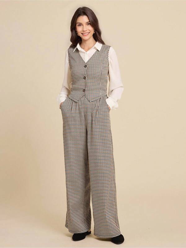 SHEIN LUNE Conjunto de dos piezas de blusa de manga corta y cuello redondo en color liso y pantalones anchos con estampado de flores para el verano