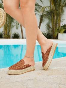 Styleloop Women's Fashion Floral Embroidered Platform Slip-On Shoes - Brown - View 4