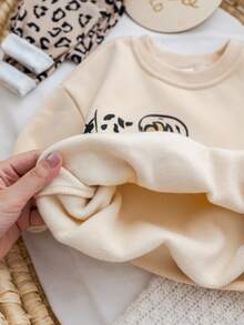 新生女婴可爱休闲卡通图案保暖长袖运动衫和裤子套装 - 卡其色 - 查看 9