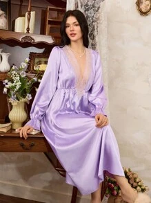 Côtesoire Robe longue élégante à col en V en dentelle violette avec patchwork pour femmes, nuisette vintage violette en dentelle, nuisette en satin à manches longues, automne - Parme - Voir 5