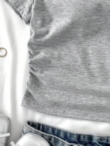 少女针织纯色 BM 风格圆领套头衫蝴蝶结撞色刺绣侧腰褶皱设计短袖 T 恤，夏季服装，基本款，休闲款 - 彩色 - 查看 3