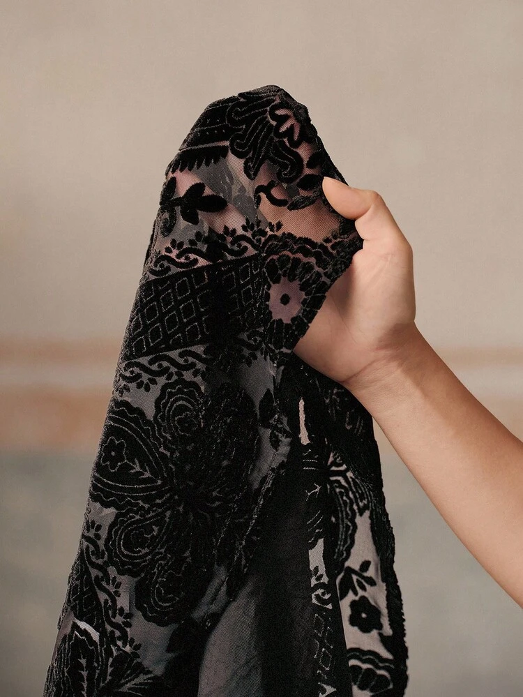 Blusa holgada de mujer talla grande con diseño de quemado de terciopelo, estilo retro casual, top negro, San Valentín