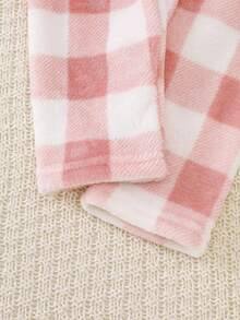 SHEIN Playful Pals 2pcs Baby Girls' Pink Plaid & Apricot Top Set, Cute Cloud Embroidery Pattern Flannel Comfortable Pajamas, Winter Fall