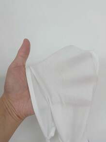 SHEIN EZwear Casual Sexy White Cropped Camisole Tank Top, Slim Fit For Women, Summer