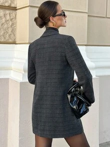Lavishia 灰色格子羊毛翻领长袖大衣，时尚百搭，适合秋冬季日常通勤、办公室工作穿着。 - 灰色 - 查看 2