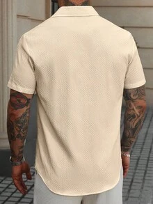 Manfinity Homme 男士休闲纯色纹理纽扣衬衫，男士夏季宽松简约白色纽扣短袖衬衫，适合日常休闲穿着，送给丈夫的完美礼物 - 卡其色 - 查看 2