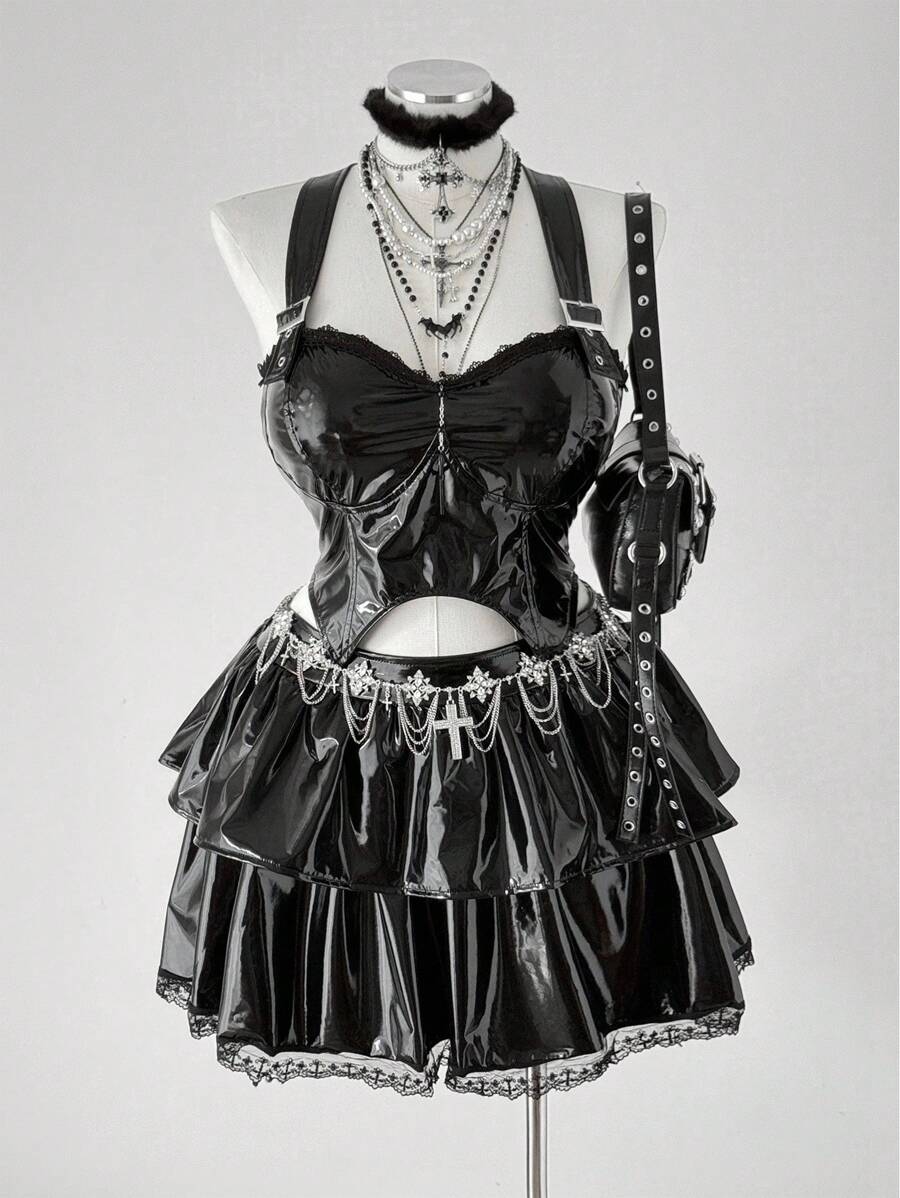 Sunspun Halloween Plus Size Co-Ords - Black - View 1