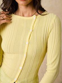 Poéselle Women's Casual Solid Color Front Button T-Shirt,Fall Tops,Winter Tops,Business Casual Woman,Office Outfits For Women,Old Money Style Women,Classy Outfits For Women, Fall Clothes For Women,Winter Clothes For Women - Yellow - View 3