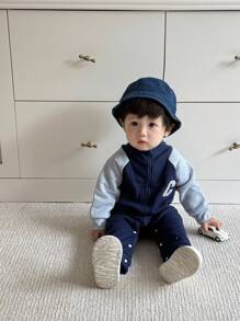 SHEIN 男婴蓝色休闲字母刺绣连体裤，适合周末外出、休闲居家时光、家庭聚会 - 藍色 - 查看 3