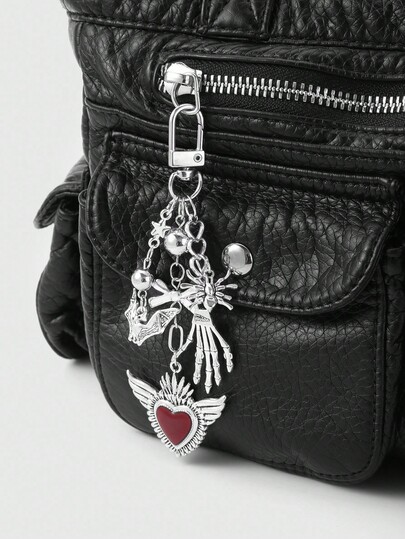 Goth 1 pièce Série Halloween Y2K Porte-clés et charm de sac style rétro punk goth avec cœur creux en argent CCB, étoile, araignée, crâne, main de vampire, chauve-souris, nœud papillon, goutte d'huile, aile, cœur. Convient pour les femmes, port quotidien, cadeau de vacances