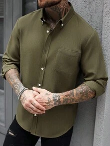 Manfinity CasualCool 男士纯色竹节针织亚麻休闲长袖衬衫男士纽扣衬衫男士纹理衬衫，2025新款秋季衬衫适合通勤、休闲约会、商务等各种场合。这是一款适合秋季外出的长袖上衣， - 軍綠色 - 查看 3