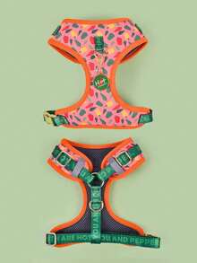 Zazumi 情人节和新年礼物 奢华设计高品质五金金色金属扣时尚印花宠物背带和 1 个配色 ID 标签 适合中小型和大型小狗节日礼物