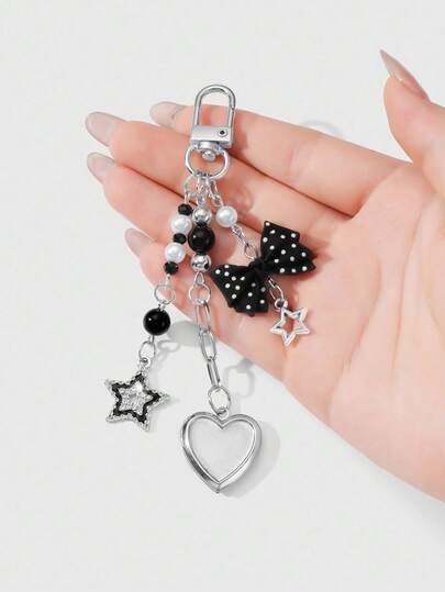 Kawaii 1 pièce Cadre photo ouvrable minimaliste et élégant en résine acrylique avec faux perle, nœud papillon, strass, étoile creuse en forme de cœur. Pendentif, porte-clés et charm de sac. Convient pour les femmes, cadeau pour les fêtes