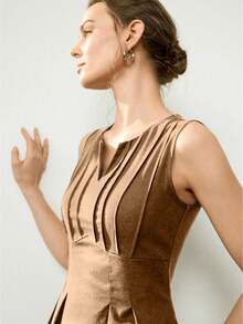 Uhlyne Váy suông vải lanh dệt không tay thanh lịch cổ chữ V, sọc hai túi màu trơn ôm vừa vặn dành cho nữ - Cà phê - Xem 7