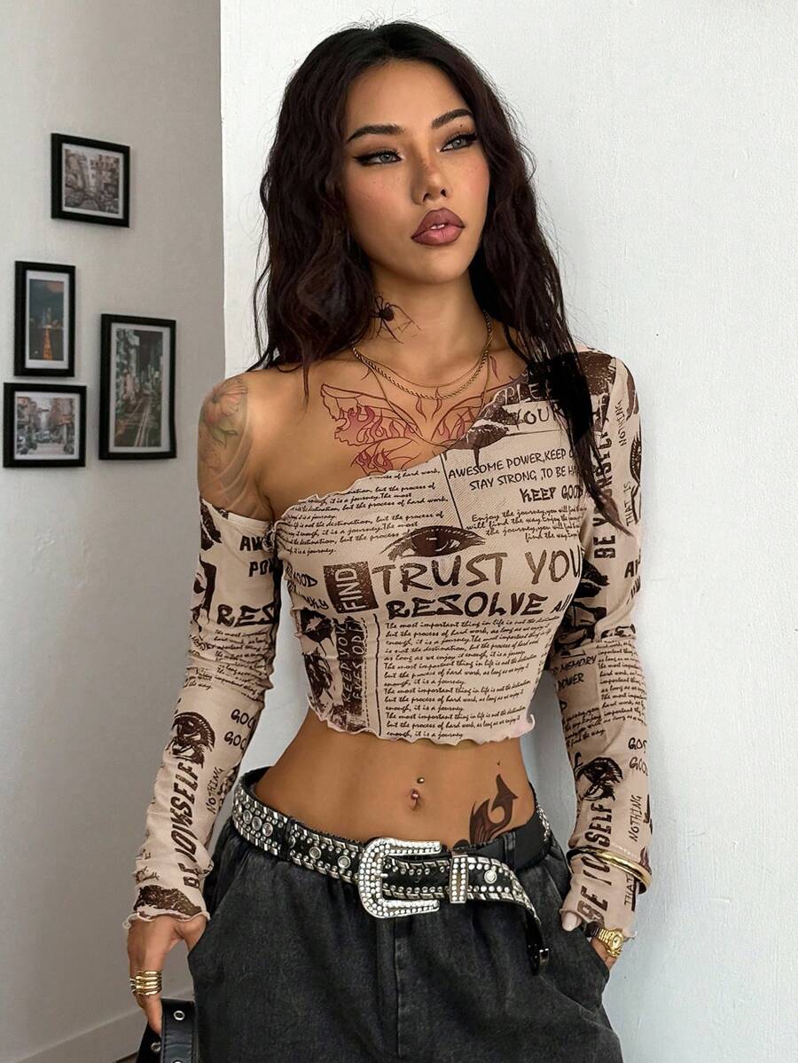 Coolane 女士秋季/四季皆宜的西部风情节日服装，报纸图案弹力不对称领口长袖露脐上衣，西部风情露脐上衣，透视款 - 杏色 - 查看 1