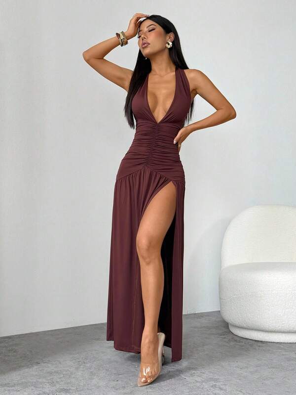 SHEIN PETITE Vestido largo elegante, romántico y sexy con escote en V profundo, cuello halter y abertura en la falda en forma de A