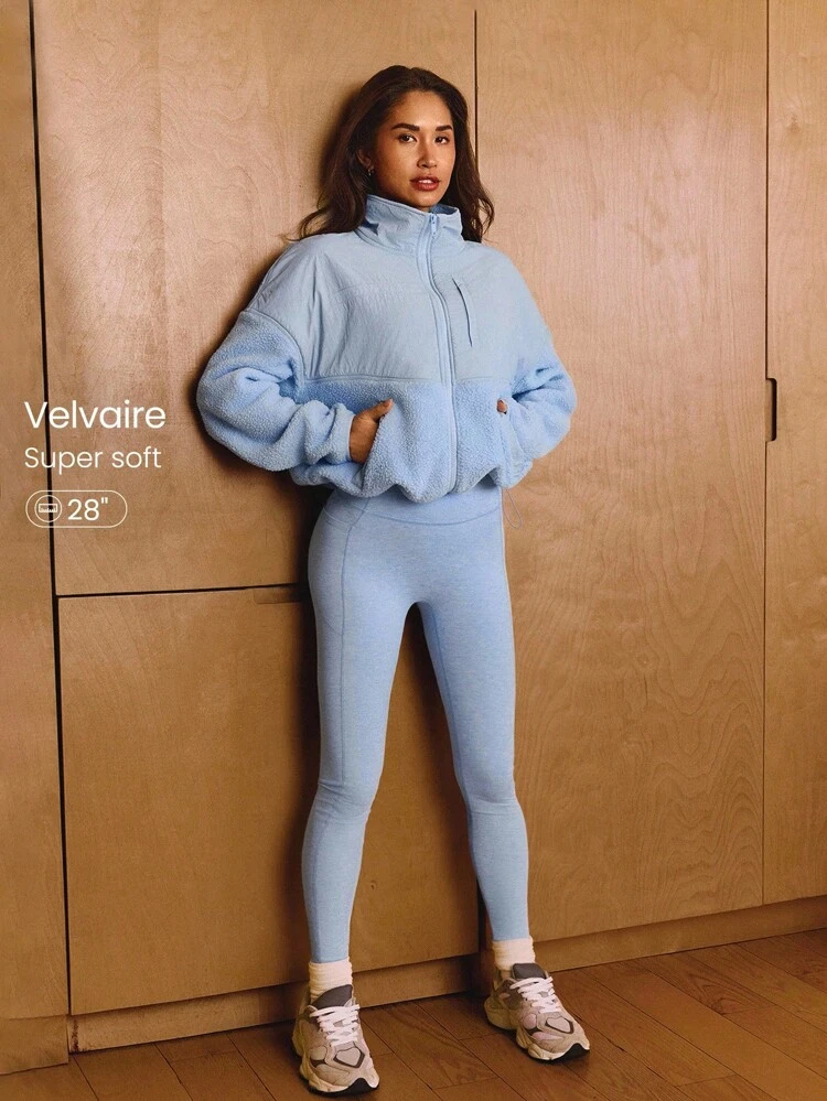 Leggings de cintura ultra alta sin costura frontal de 28" Softy Velvaire con bolsillos laterales, para yoga de bajo impacto, pilates, uso diario y casual