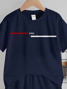 SHEIN 2 件套男童休闲简约经典条纹拼接，国王图形印花 T 恤和短裤套装，夏季 - 藏蓝色 - 查看 5