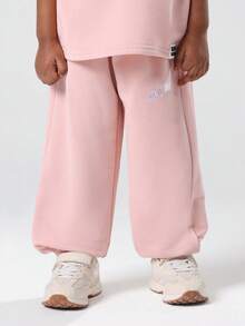 SUMWON Girls New York Athletics Varsity Logo T-Shirt Co-Ord Set Oversized Casual Wear Matching Two Piece Outfit Autumn Winter Collection - Pink - View 4