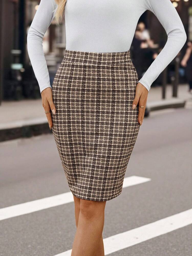 Women's Elegant Plaid Fitted Skirt, Suitable For Commuting