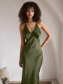 Ocili 休闲舒适缎面吊带裙，丝滑柔软吊带睡袍娃娃裙，女士 Luxeloungewear