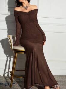 Modelyn Đầm suông trễ vai tay dài nhún bèo nhún viền đuôi cá thanh lịch cho nữ - màu nâu - Xem 6