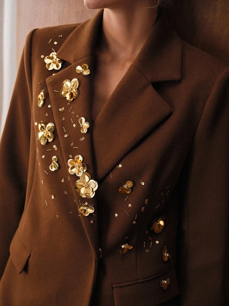 APPLIQUES WRAP OVERCOAT
