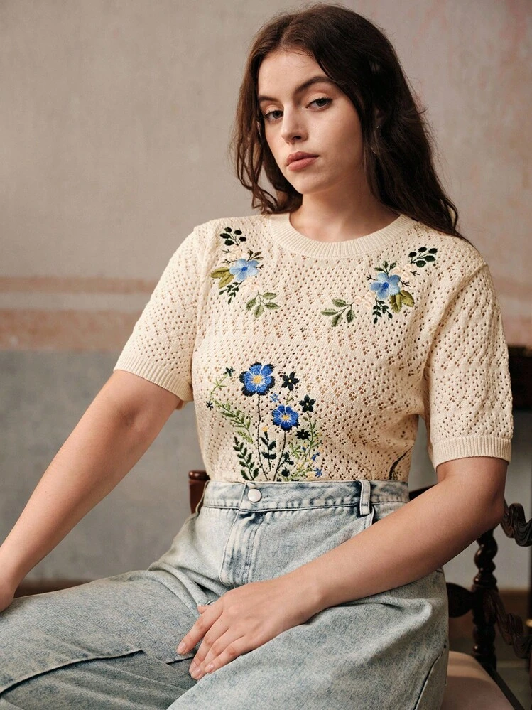 Anewsta Premium Vintage Embroidered Crew Neck Short Sleeve T-Shirt - Apricot - View 7