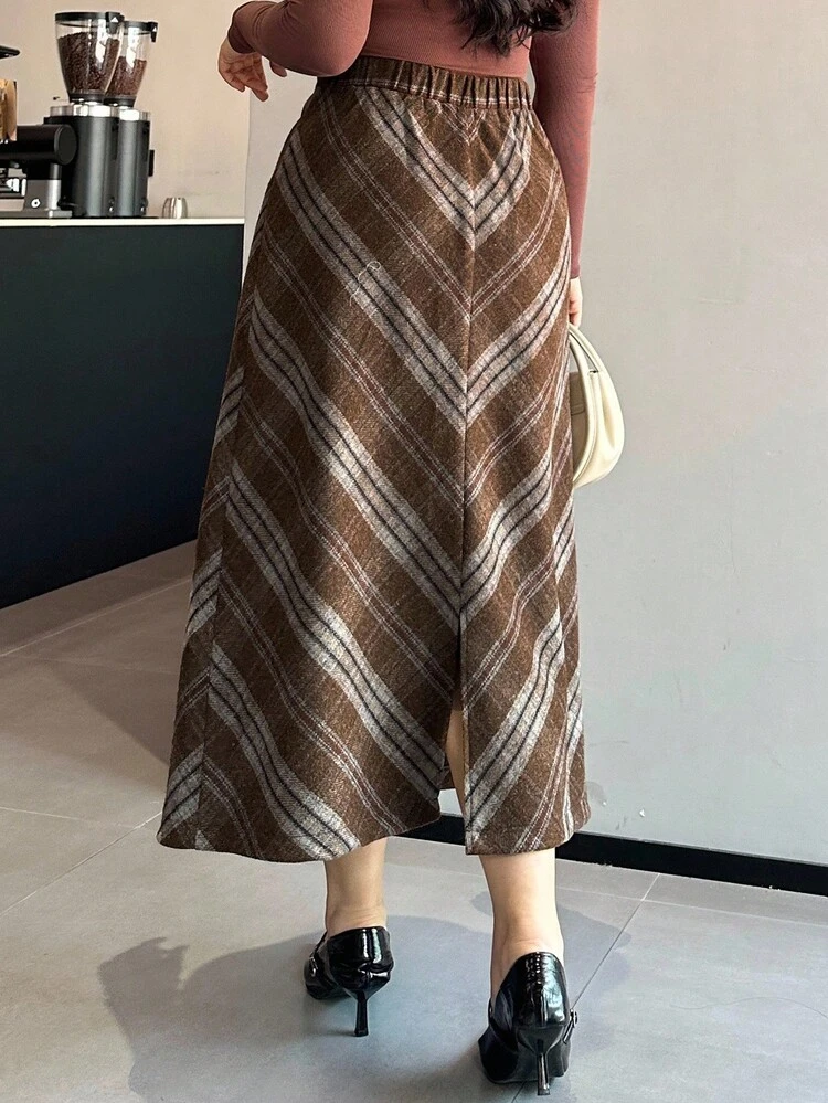 Dazy Plus Plus Size Women Plaid Skirt, Elastic Waist A-Line Thick Woolen Skirt, Casual School Style For Autumn/Winter