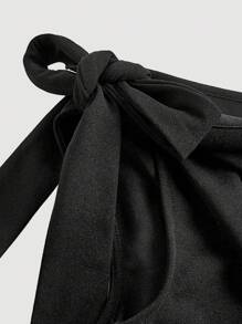 SHEIN MOD 优雅不对称领口蝴蝶结装饰黑色连体衣 - 黑色 - 查看 3