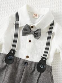 Cozy Pixies Bộ trang phục quý ông thu đông 3 món cho bé trai, bao gồm áo khoác vest xám, quần có quai rời có cạp chun và áo sơ mi dài tay màu trắng có nơ - Nhiều màu - Xem 7