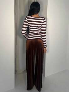 Glamine Suéter elegante de mujer con rayas y contraste de color, adecuado para usar como capa base u prenda exterior, Parte superior a rayas marrón de otoño/invierno para uso casual de mujer, Camisa a rayas marrón y blanca de moda de otoño