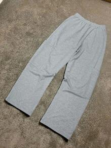 Manfinity Hypemode Men's Solid Color Casual Loose Pocket Sweatpants - Grey - View 2