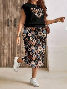 SHEIN LUNE 两件套：休闲宽松碎花爱心图案圆领T恤和半身裙，适合大码女装，秋冬季节、度假装扮，波西米亚风 - 彩色 - 查看 1