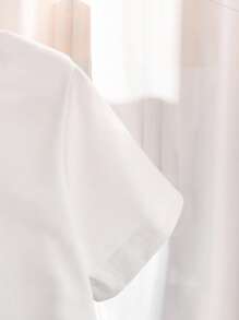 SHEIN 男童圓領字母印花短袖T恤，夏季款