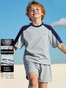 JNSQ Conjunto de manga corta y pantalones cortos para deportes al aire libre para volver al colegio, conjunto de manga corta de cuello redondo con cinta de color contrastante para deportes al aire libre para niños - Gris - Ver 1