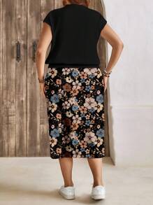 SHEIN LUNE 两件套：休闲宽松碎花爱心图案圆领T恤和半身裙，适合大码女装，秋冬季节、度假装扮，波西米亚风 - 彩色 - 查看 5