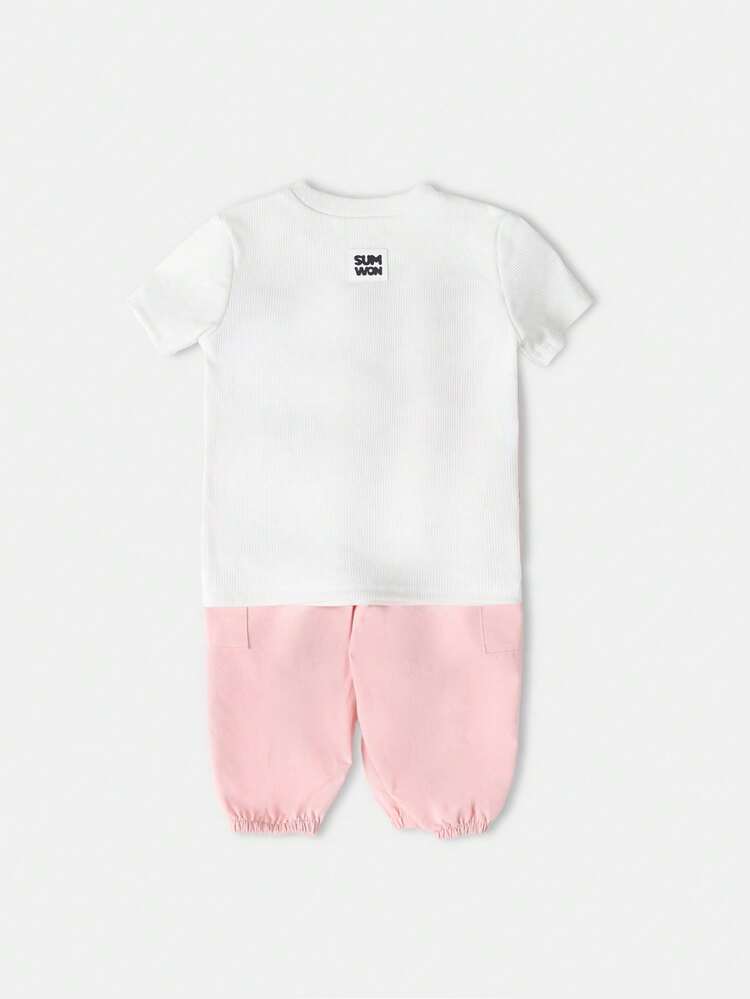 Ribbed T-Shirt With Star Detail And Cargo Pants